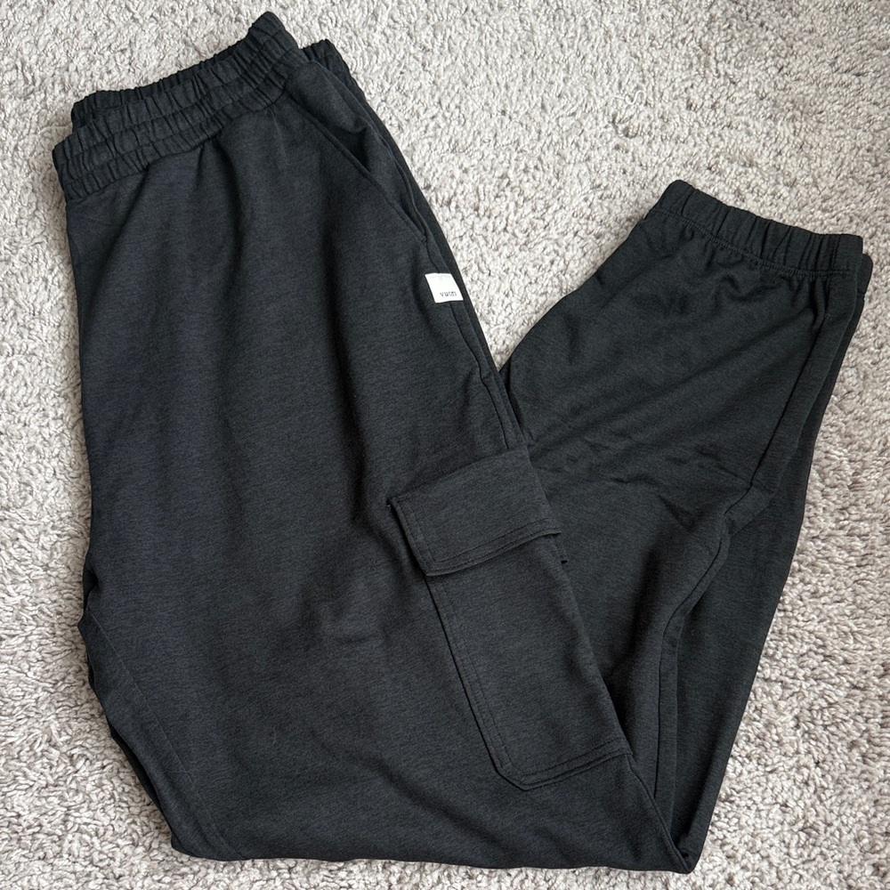 Vuori Charcoal Gray Cargo Boyfriend Jogger Pants